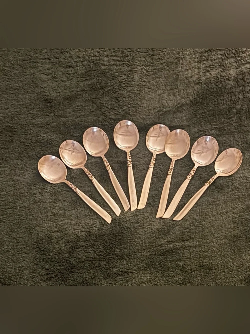 Vintage Oneida Community South Seas 8 Soup Spoons Sliver Plated Mid Century